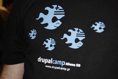 Drupal T-Shirt @nsyll
