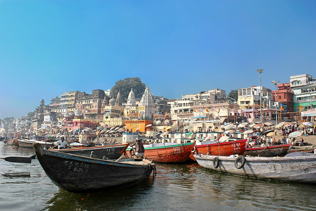 Dasashwamedh Ghat From The Boat