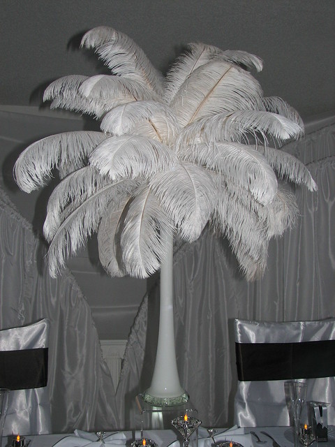 This ostrich feather wedding centerpiece idea is from 