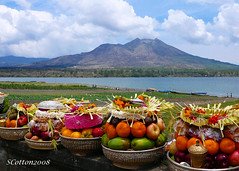 One Afternoon in Bali: Ceremony at Lake Batur