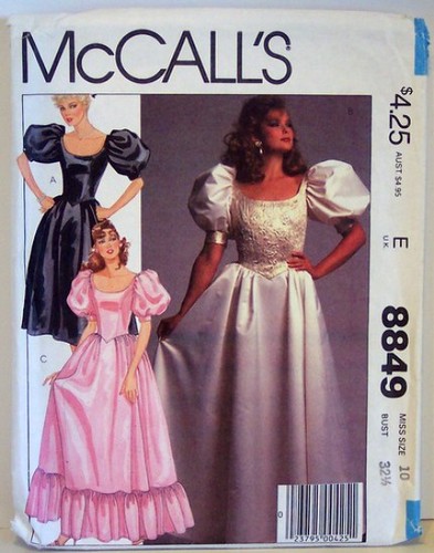 McCalls 8849 Sewing Pattern Wedding Dress Formal Prom Pouf Sleeves 