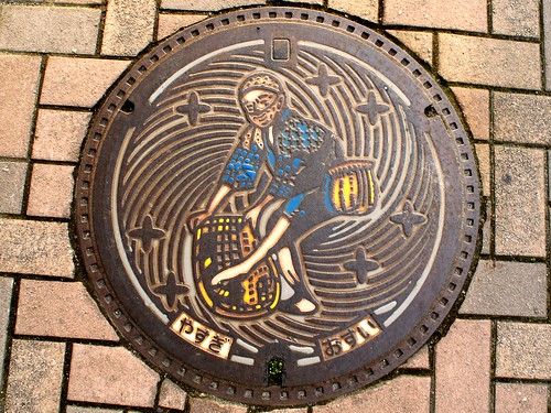 Yasugi city, Shimane pref manhole cover（島根県安来市のマンホール）