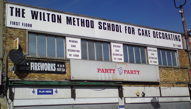 The Wilton Method School for Cake Decorating | Flickr ...