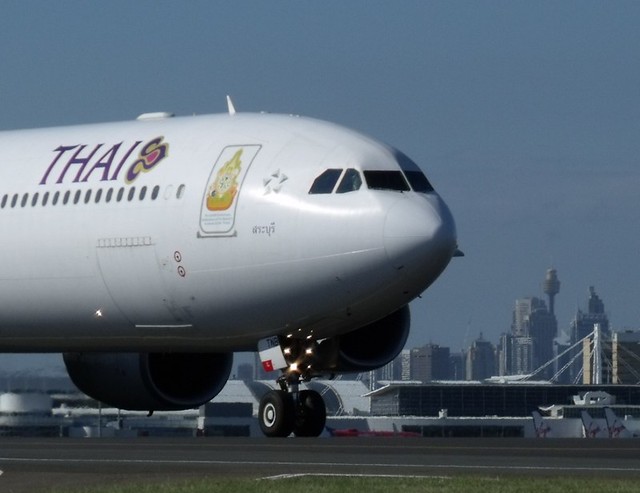 Thai A340 in Sydney