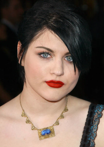 More photos of Frances Bean Cobain Adult Pictures at