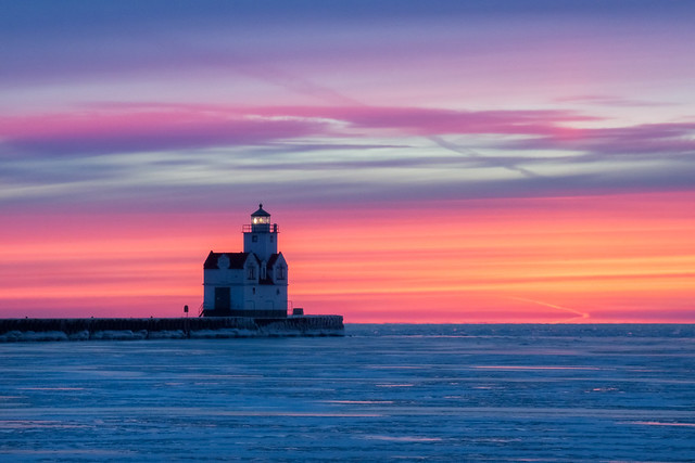 Sunrise, Winter, Frozen, Lake Michigan, Kewaunee, Lighthouse
