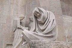 Statues at La Sagrada Familia