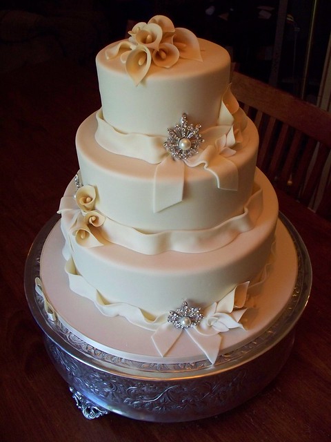 Calla Lily Wedding cake