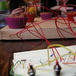 Cakes with Arduino and wires
