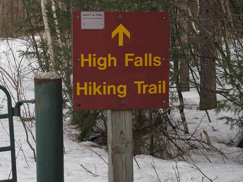High Falls hiking trail