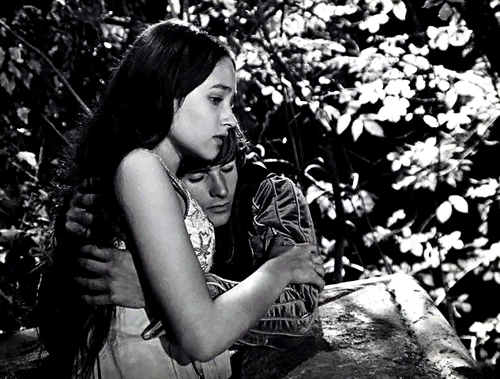 1968 Olivia Hussey and Leonard Whiting as Romeo and Juliet in the 1968 