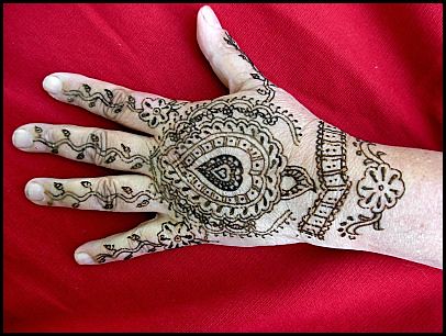 henna hand pattern tattoo