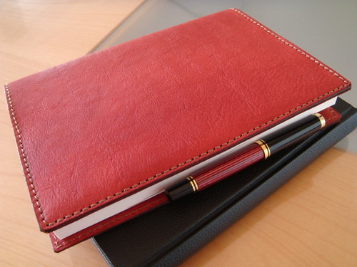 赤革の手帳カバーが届きました(カズン用)：前編: ちゃんネルDays