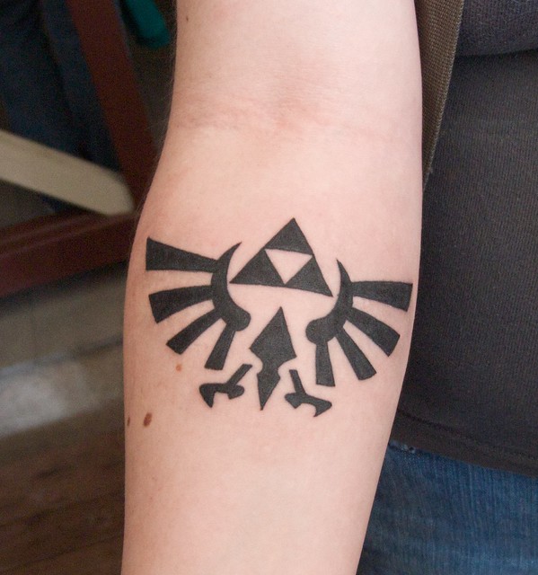 Awesome 1 day old Zelda TriForce Tattoo