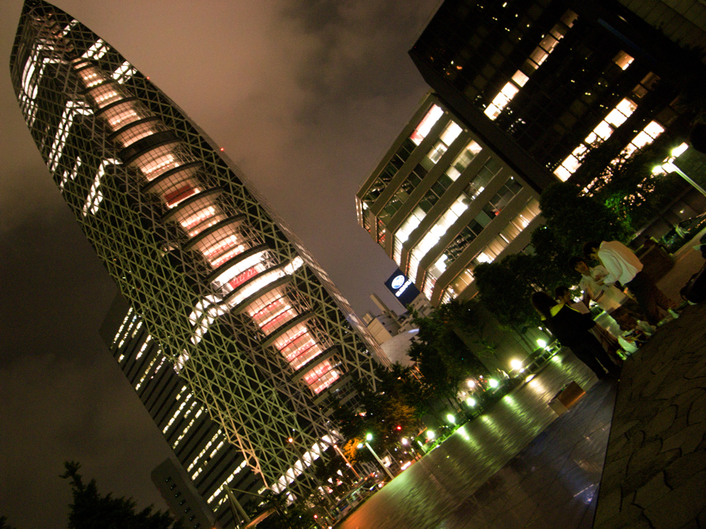 COCOON TOWER 01