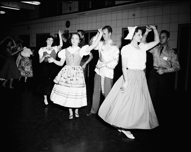 1950 INTERNATIONAL FOLK DANCE