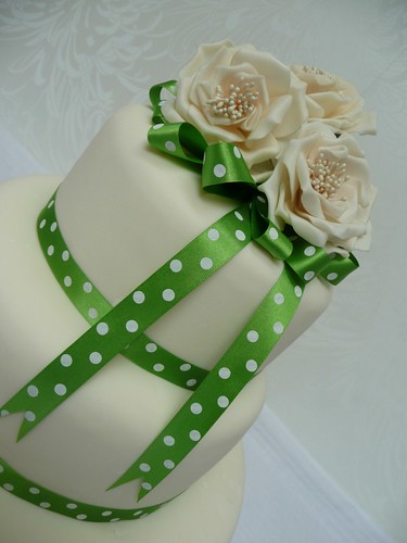 green polka dot wedding cake