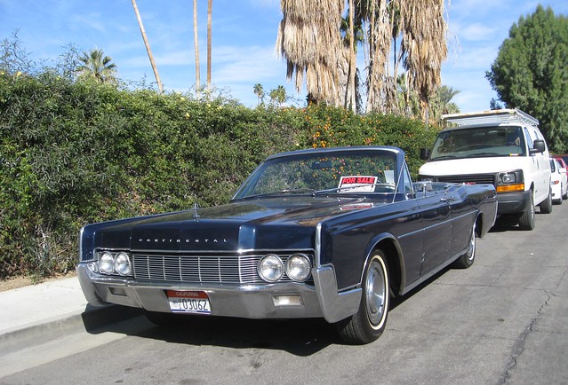 Lincoln Continental 1967 Palm Springs Desert Classic 2009