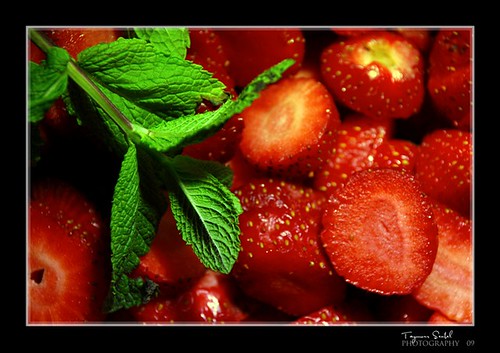 Strawberry+mint by TAYMOUR SENBEL©