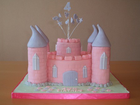 Fairy Birthday Cake on Fairy Castle Cake Childrens Pink Fairy Castle Cake