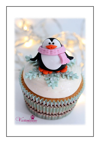 Penguin Cupcake topper