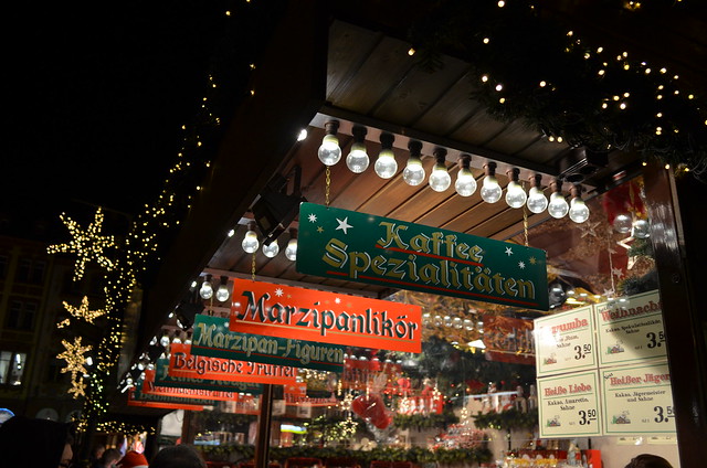 Mainz Weihnachtsmarkt treats signs