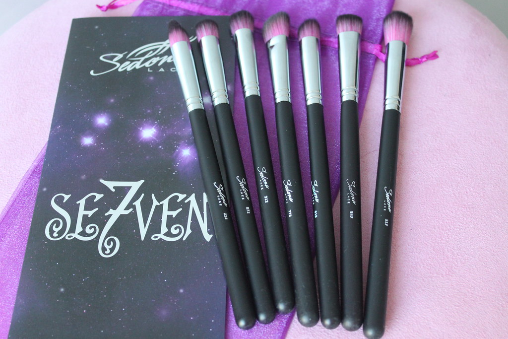 Sedona Lace Midnight seven 7 brushes set makeup eyes synthetic cruelty free vegan australian beauty review ausbeautyreview blog blogger aussie pink purple  precise synthetic Se7ven product review (3)