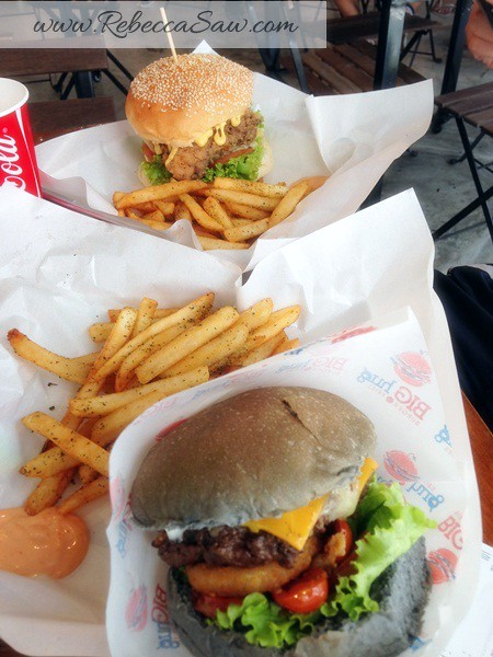 Big Hug Burger - SS15 Subang Square - burgers in subang-002