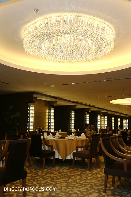 Wan li restaurant interior
