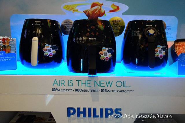 3 different models of the Philips Air Fryer