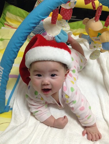 孫娘（５ヶ月）のクリスマス　2013年12月22日 by Poran111