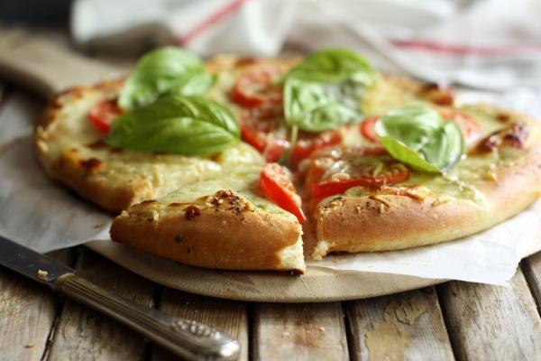 Basic Pizza Dough Recipe | www.completelydelicious.com