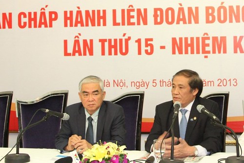 Chủ tịch VFF Nguyễn Trọng Hỷ từ nhiệm