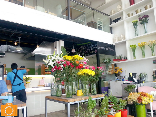 Designer Blooms Cafe interiors 4