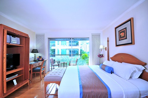 Summer Holiday Promotion save up to 60% on Garden Deluxe 50 Sq.m by centrepointhospitality