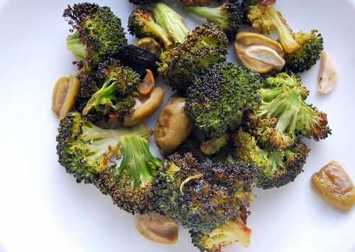 Roasted Broccoli and Olives-001