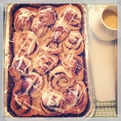 Cinnamon rolls for breakfast, with cream cheese icing of course... #cakeforbreakfast #girlsweekend
