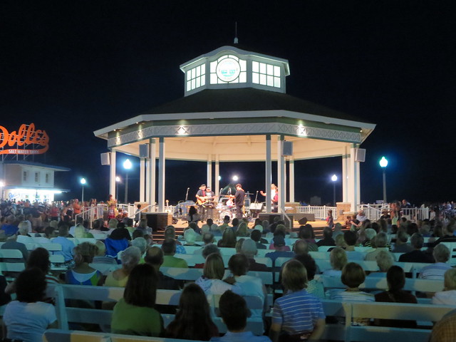 Free summertime Atlantic Ocean beach front concerts in Rehoboth Beach, Delaware USA