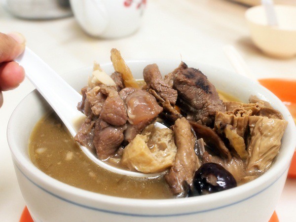 heng hong tin kee restaurant - famous malacca hainanese mutton herb soup-005