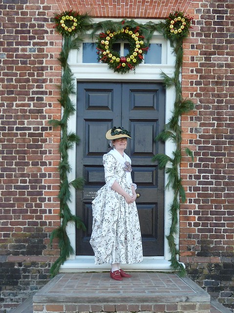 "Williamsburg" WCR 1780 reproduction cotton print gown