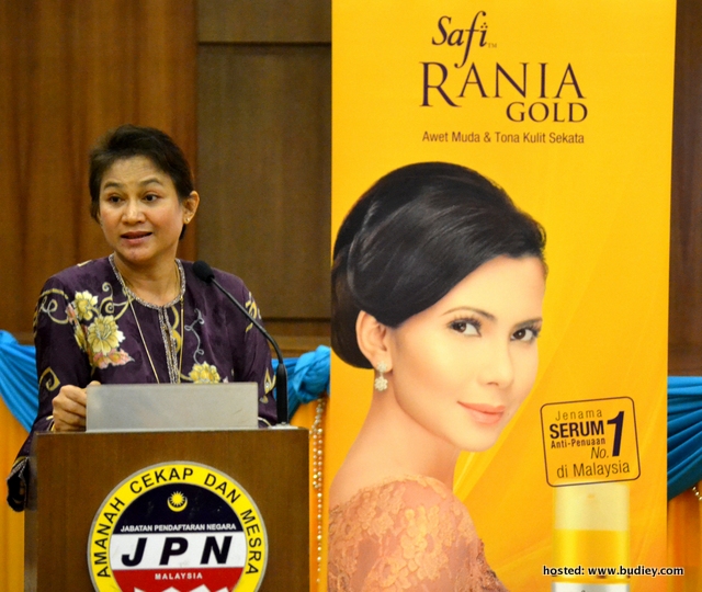 Rozita Che Wan Syawal Emas Bersama Safi Rania Gold