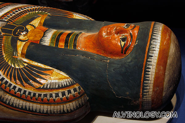 Close-up of the face on the coffin to better scrutunise the attention-to-details 