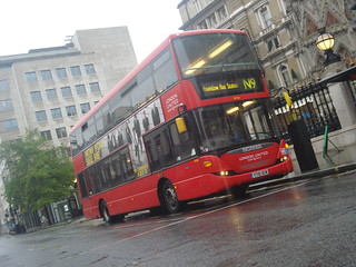 London United SP185 on Route N9, Charing Cross