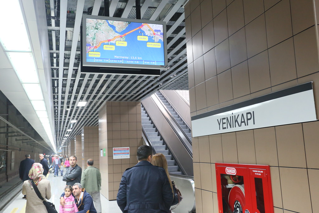 Marmaray, или Из Европы в Азию на метро за 5 минут (фото)