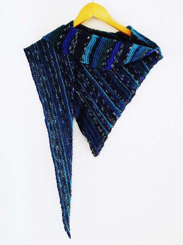 Tetragon scarf