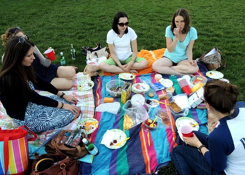 picnic girls