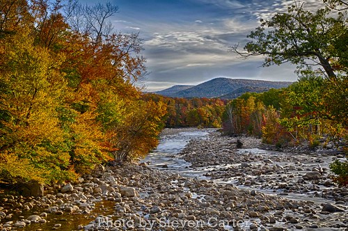Fall HDR Lincoln, New Hampshire by satdishguy