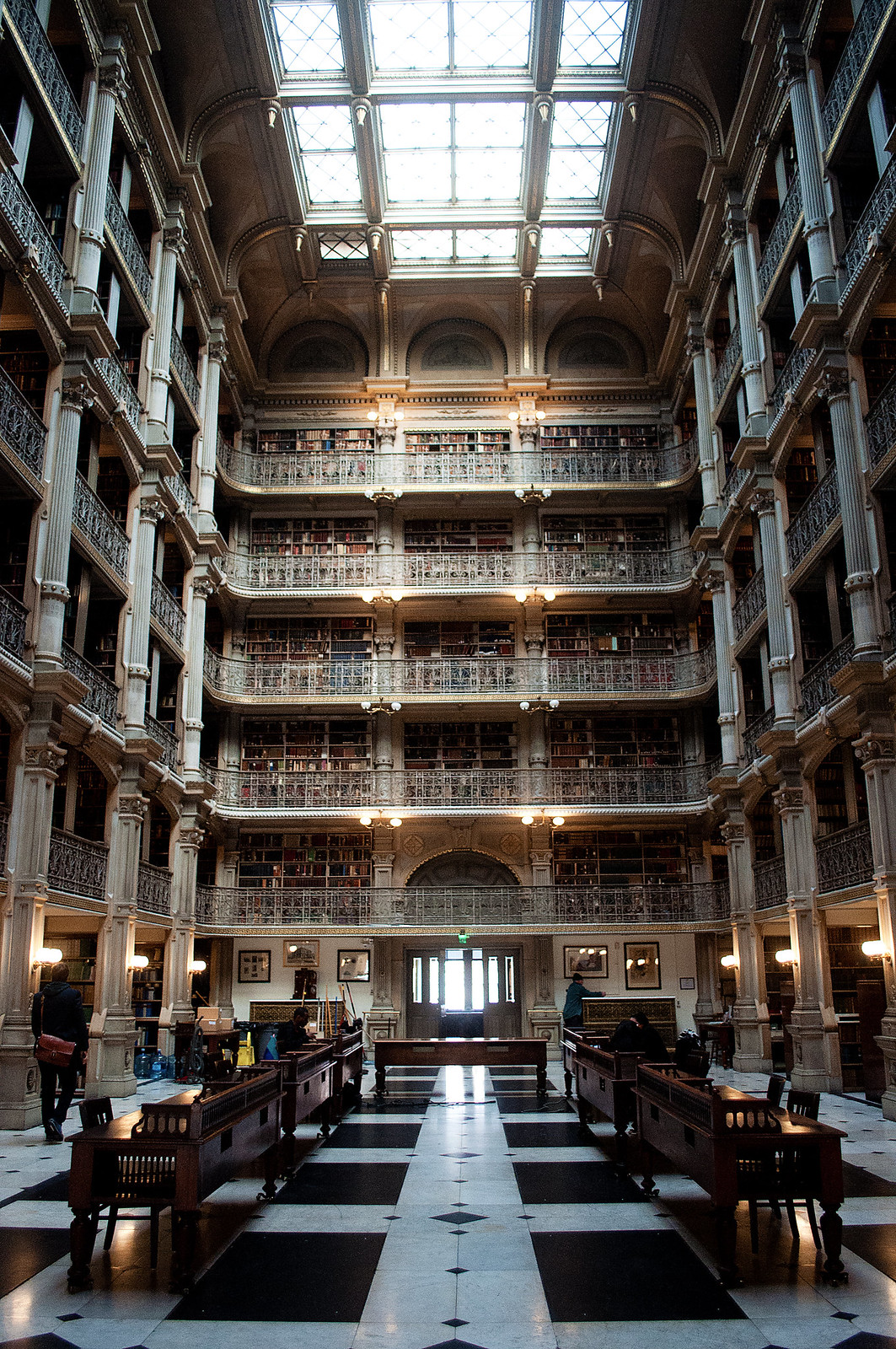 Peabody Library 1