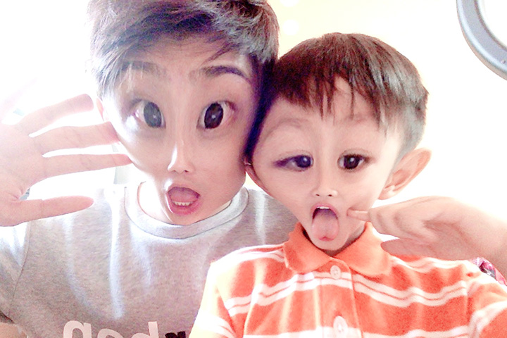 Photo Booth with lucas