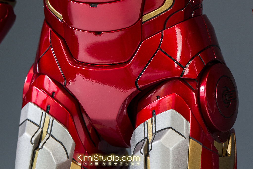 2013.06.11 Hot Toys Iron Man Mark VII-016